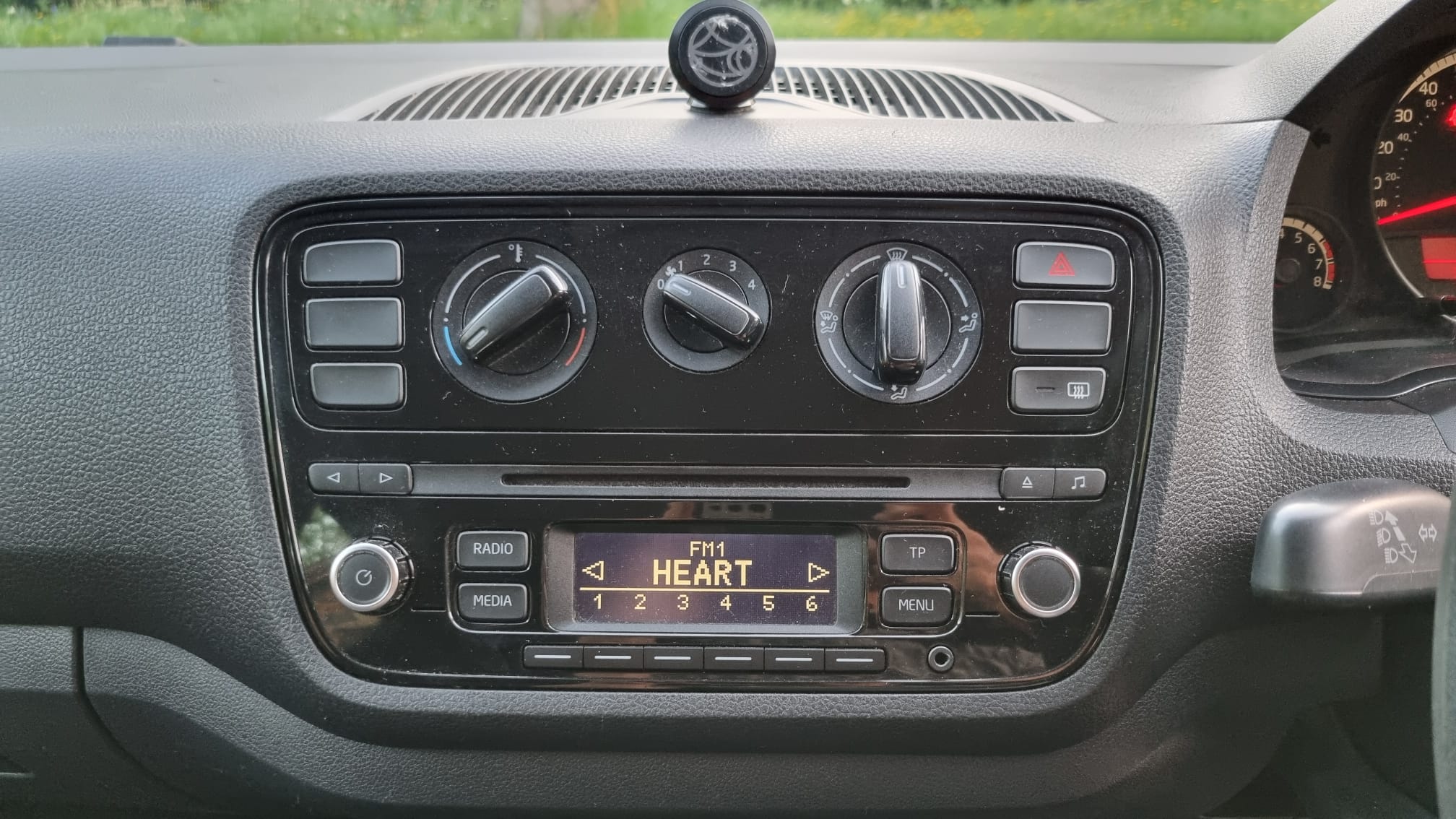 WhatsApp Image 2025-05-07 at 17.20.45 (5)