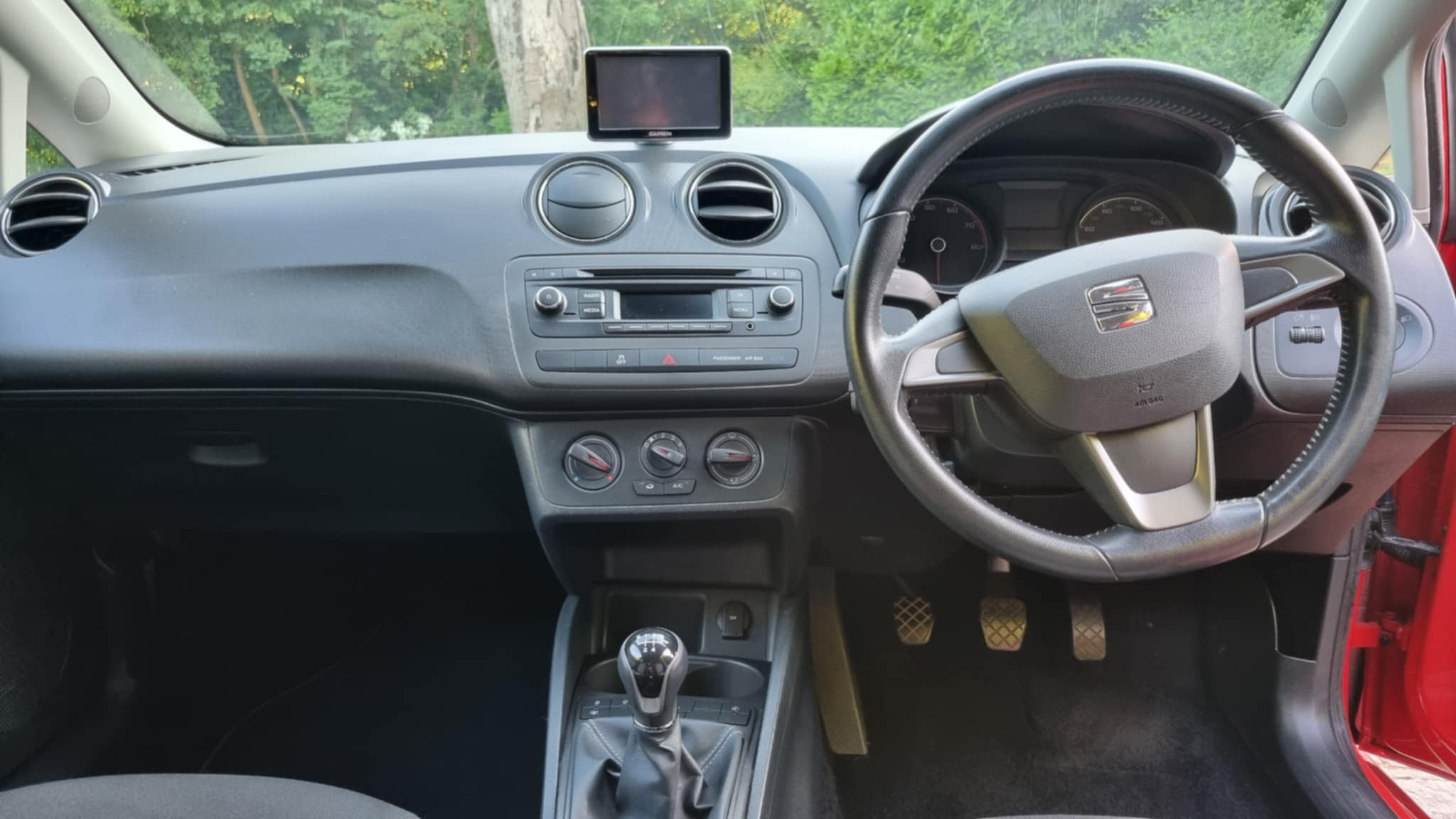 02a2d9a1-f0b4-42e8-83ea-fb77773cf69c