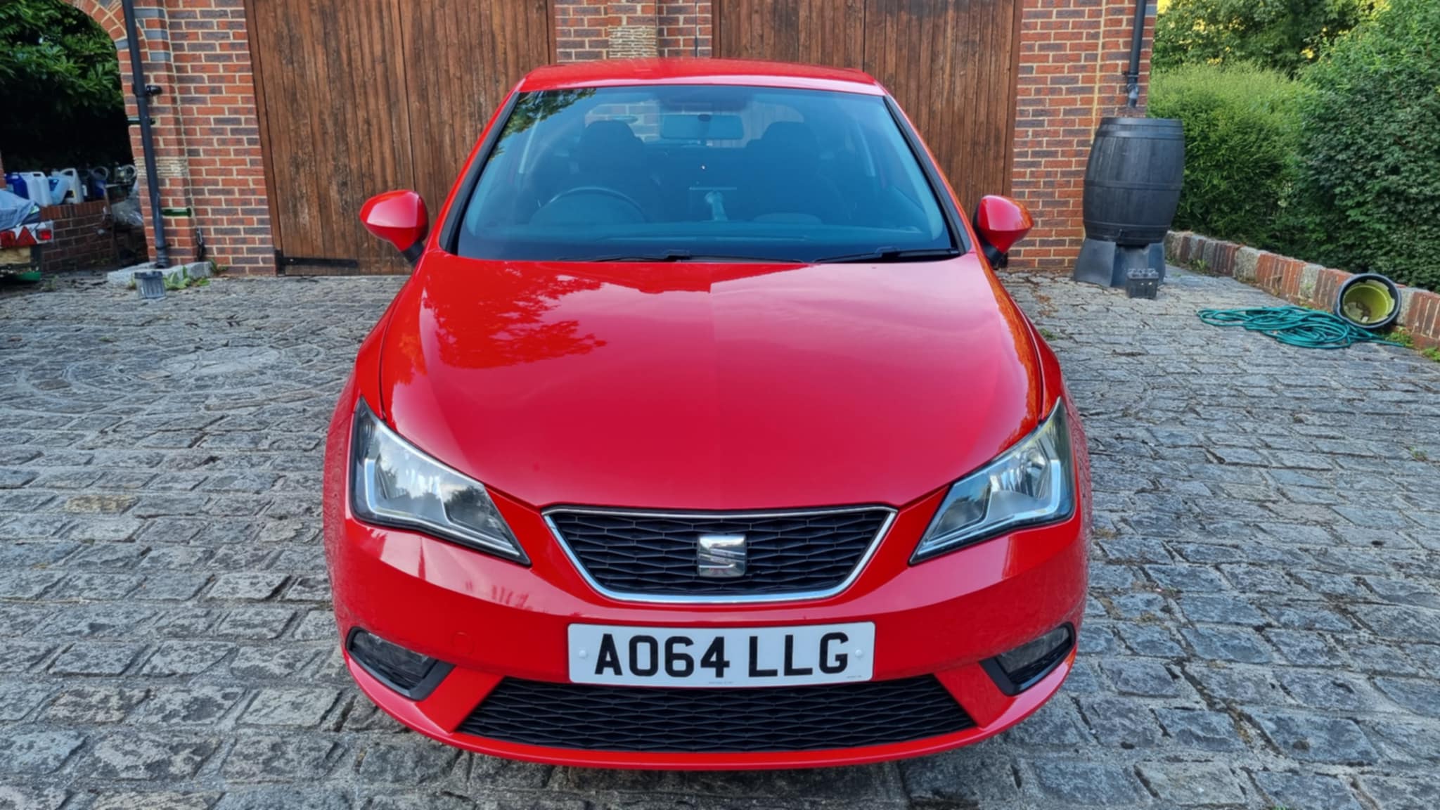 6138f6cd-764d-43e4-90bf-eb376113a49c