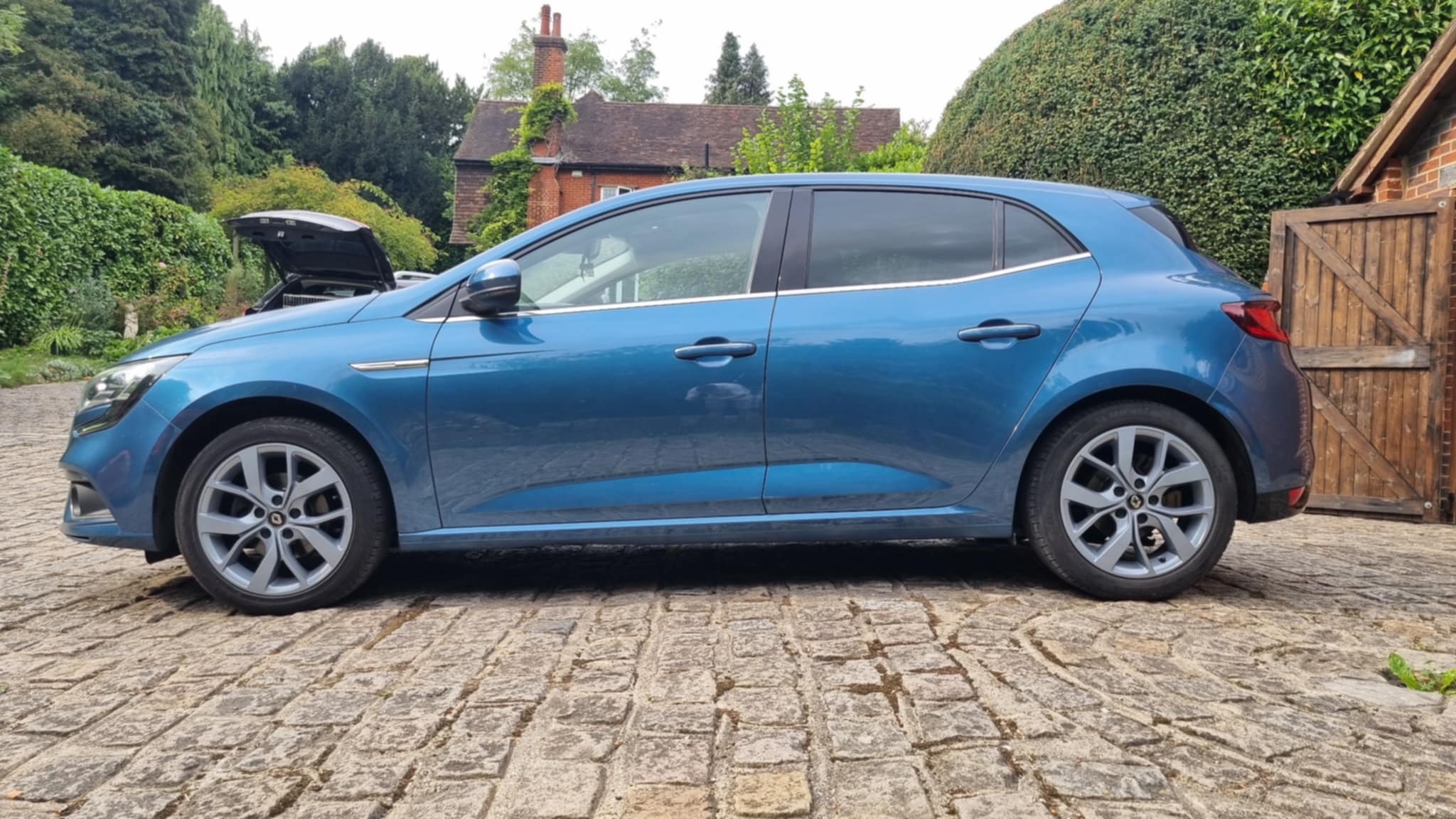 e4430254-12cf-4075-8a32-0d47a73c6ef5